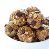 NO-BAKE ENERGY BITES