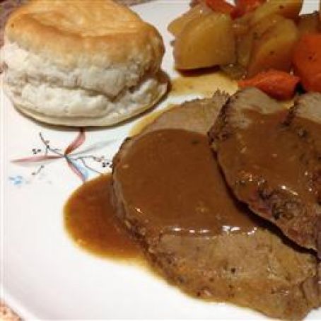 Slow Cooker Eye of Round Roast With Vegetables
