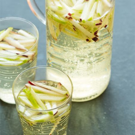 Sparkling Apple Sangria