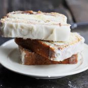Cinnamon Roll Pound Cake