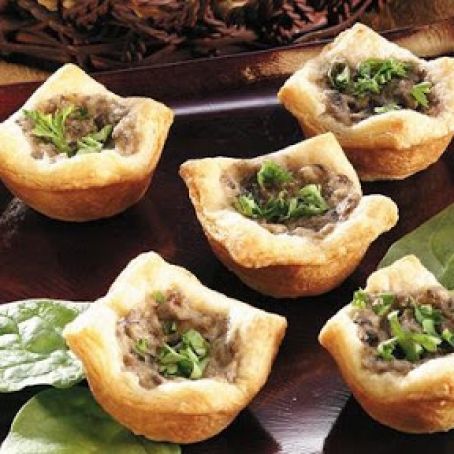 Mushroom-Garlic Cream Tartlets