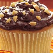 Peanut Butter Cupcakes with Chocolate Peanut Butter Frosting