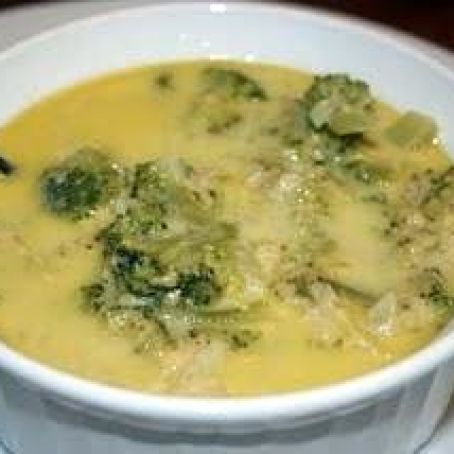 Slow Cooker Broccoli Cheese Soup