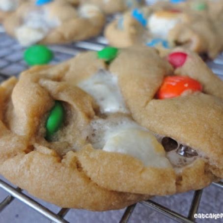 Peanut Butter, M&M and Marshmallow Cookies