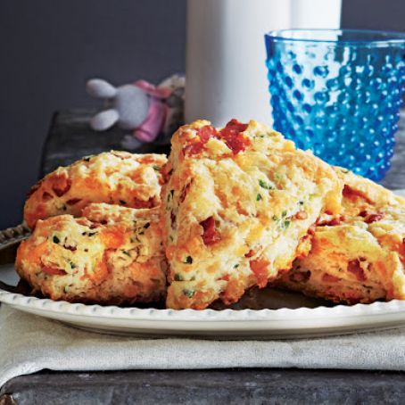 Cheddar & bacon scones