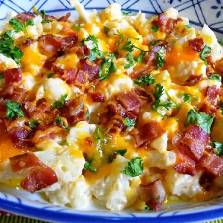 CREAMY CAULIFLOWER, CHEDDAR CHEESE AND BACON