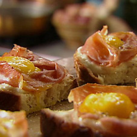 Mother Hen Toast: Gallina De Madre