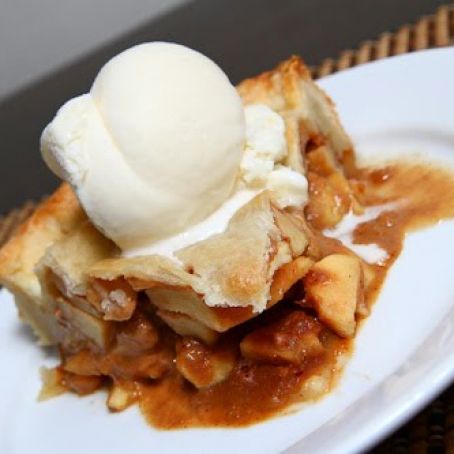Dulce de Leche Apple Pie