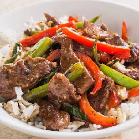 Beef Stir-Fry with Bell Peppers and Black Pepper Sauce