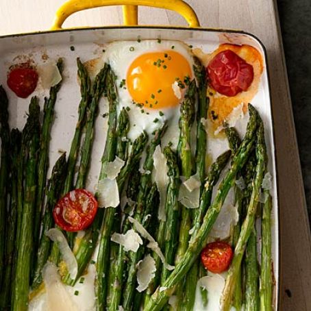 Roasted Asparagus with Egg and Tomato