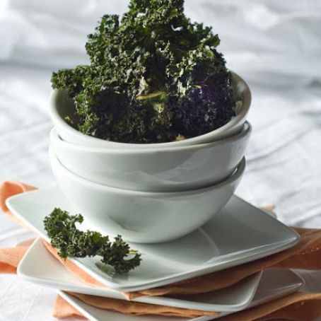 SALT & VINEGAR ROASTED KALE CHIPS