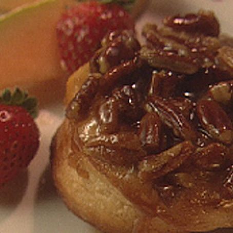 OVERNIGHT STICKY BUNS