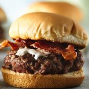 Grilled Bacon-Cheeseburgers 