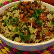ARROZ CARIBEÑO CON COCO Y FRIJOLES