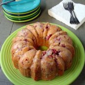 Fresh Strawberry Yogurt Cake