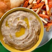 Roasted Garlic Bean Dip