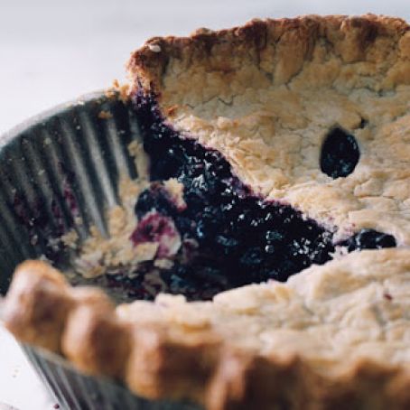 Blueberry Pie Deep Dish Style