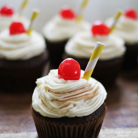 Root Beer Float Cupcakes