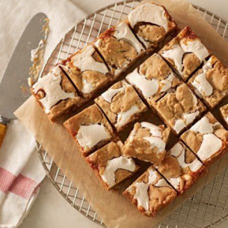 Salted Peanut Marshmallow Bars