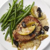 PORK WITH APPLE CREAM SAUCE