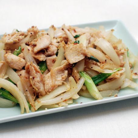 Stir-Fried Chicken With Ginger and Scallions