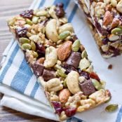 bars - tart cherry, dark chocolate & cashew granola bars
