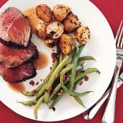 Roast Beef Tenderloin with Port Sauce