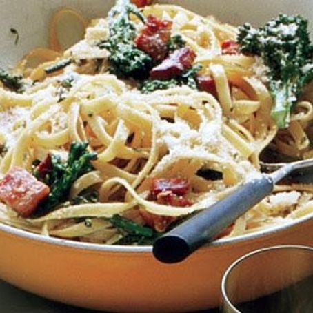 Lemon Fettuccine with Broccoli and Bacon