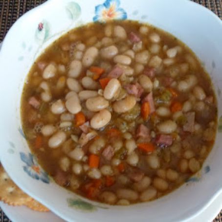Navy Bean Soup with Ham