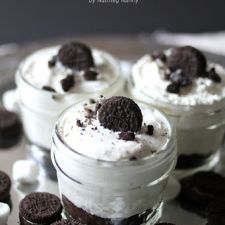 Oreo Marshmallow Cheesecake - No Bake