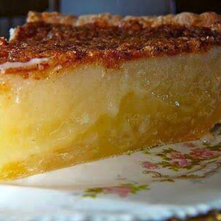 SOUTHERN BUTTERMILK PIE