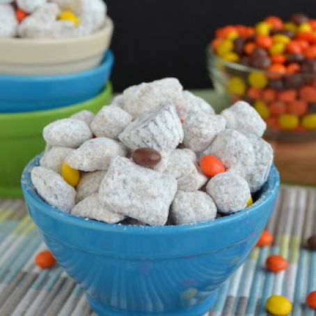 Reese’s Peanut Butter Cup Puppy Chow