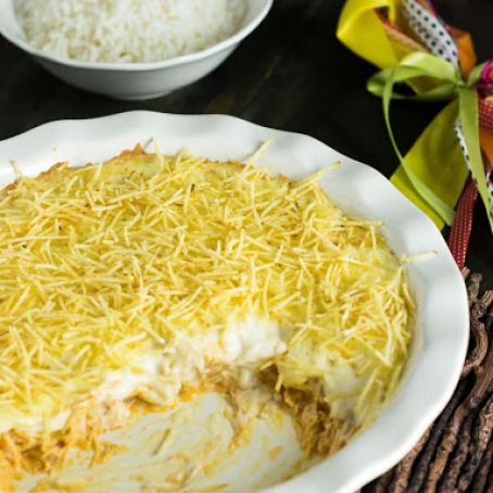 BRAZILIAN CREAMY CHICKEN WITH POTATO STICKS