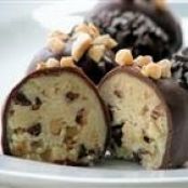 Easy Chocolate Chip Cookie Dough Truffles