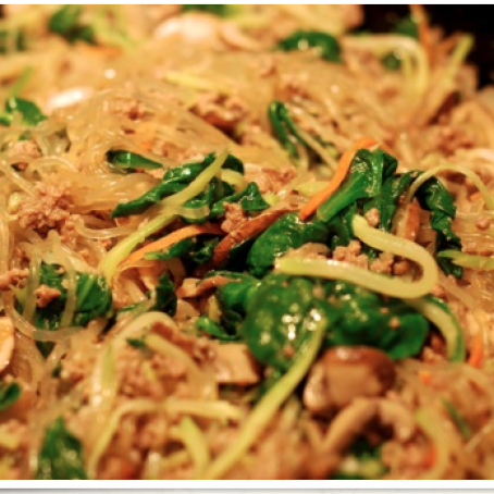 Nom Nom Paleo Kelp Noodles W/ Ground Beef, Broc Slaw and Spinach