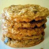 Perfect Oatmeal Chocolate Chip Cookies