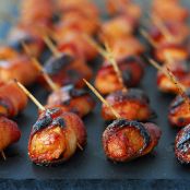 Sweet and Spicy Srircha bacon chicken