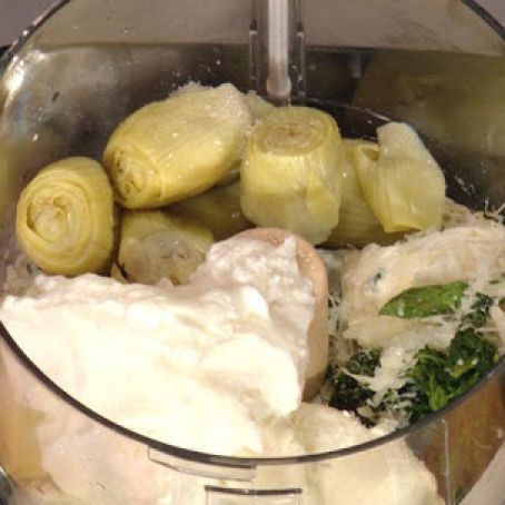 Katie Lee's Hot Spinach and Artichoke Dip