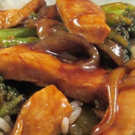 Broccoli and Chicken Stir-Fry