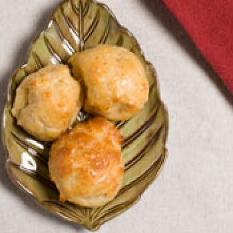 GRUYERE CHEESE PUFFS