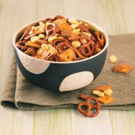2004 Sweet 'n' Spicy Snack Mix