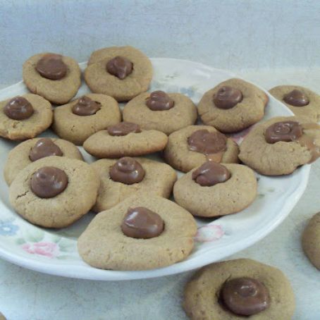 PEANUT BUTTER BLOSSOMS