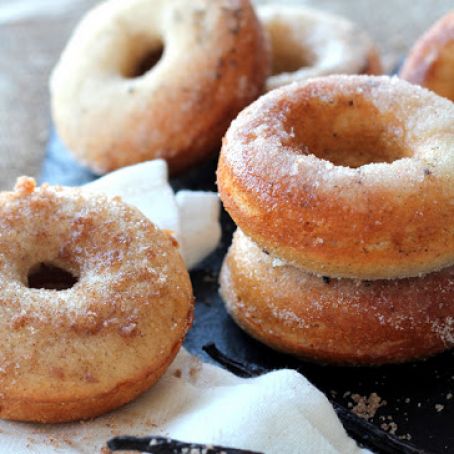 Vanilla Cinnamon Sugar Donuts