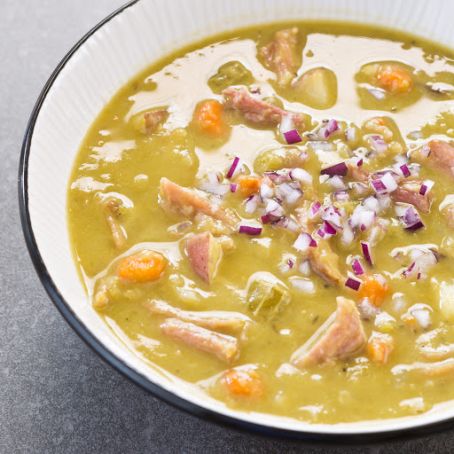 Hearty Ham and Split Pea Soup with Potatoes
