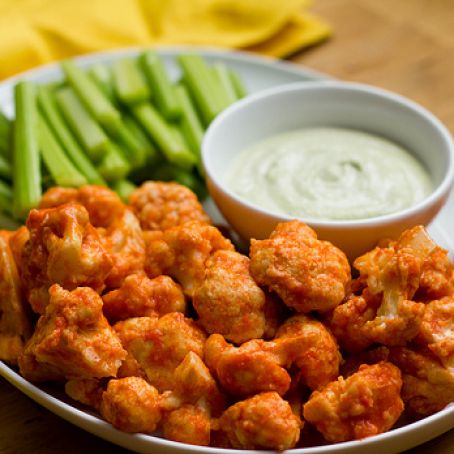 Buffalo Cauliflower Bites & Ranch Dip