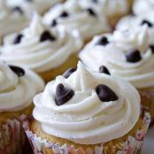 Cannoli Cream Cupcakes