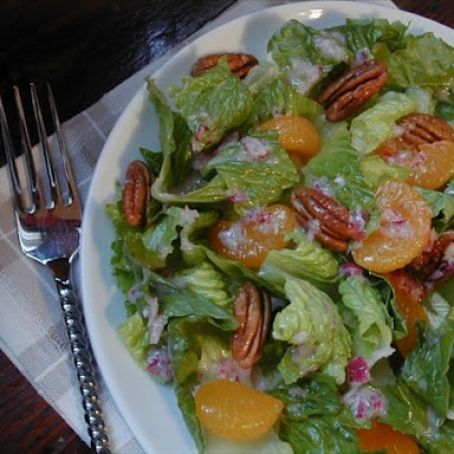 Romaine with Orange & Pecans