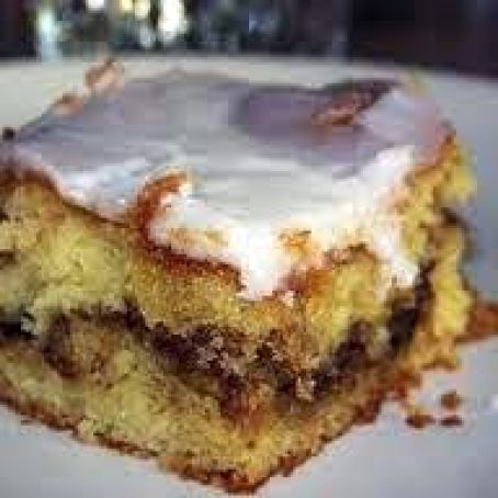 Honey Bun Cake