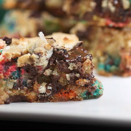 Avoid Licking the Screen: Bakerella’s Fully-Loaded, Monster Cookie Bars