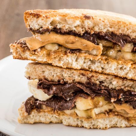 GRILLED CHOCOLATE PEANUT BUTTER BANANA SANDWICH